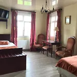Logis & Restaurant - Le Chateau Des Tourelles 3 Etoiles 2* Le Wast