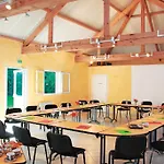 Hotell Logis & Restaurant - Le Chateau Des Tourelles 3 Etoiles Le Wast