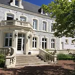 Logis & Restaurant - Le Chateau Des Tourelles 3 Etoiles 2*
