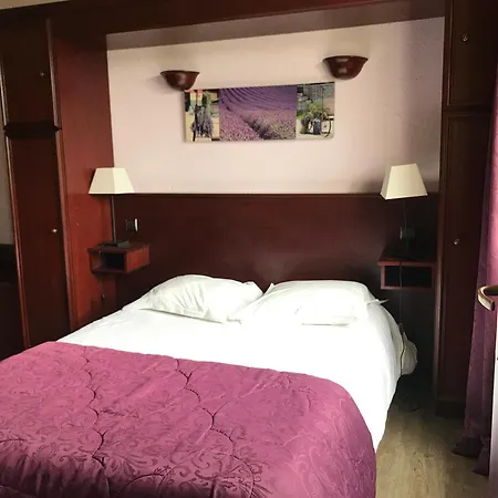 Logis & Restaurant - Le Chateau Des Tourelles 3 Etoiles Hotel Le Wast