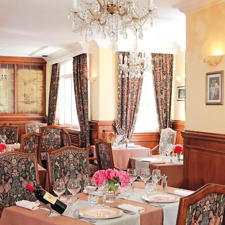 Logis & Restaurant - Le Chateau Des Tourelles 3 Etoiles Hotel 2*