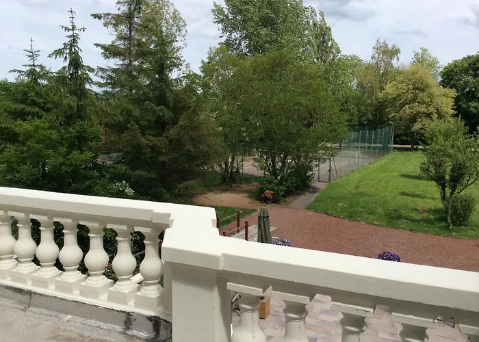 Logis Hôtel&restaurant - Le Château Des Tourelles 3 étoiles